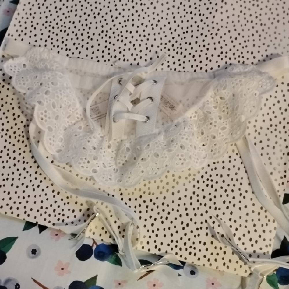 Victoria Secret Garter Belt Lingerie Apron White Eyelet Sheer Lace Dream XS/S